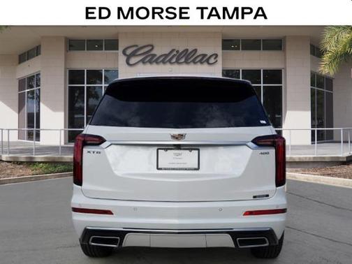 2025 Cadillac XT6 Luxury FWD