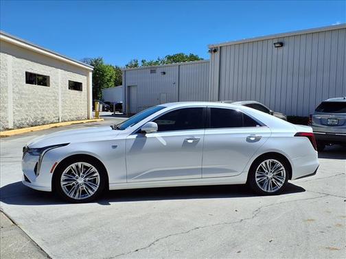 2023 Cadillac CT4 Premium Luxury