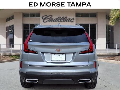 2025 Cadillac XT4 Premium Luxury