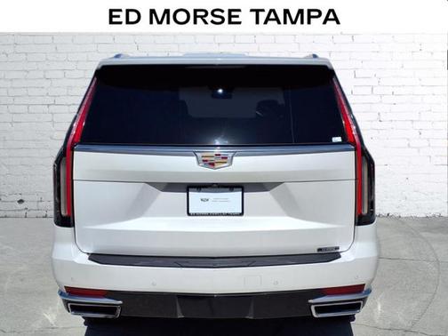 2022 Cadillac Escalade ESV Luxury