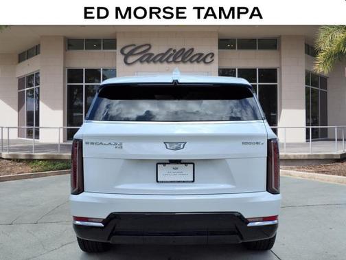 2025 Cadillac Escalade IQ Luxury 2