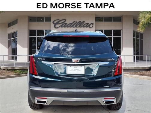 Emerald Lake Metallic 2026 Cadillac XT5 Premium Luxury