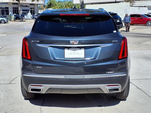 2020 Cadillac XT5 Premium Luxury