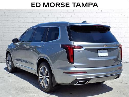 2023 Cadillac XT6 Premium Luxury FWD