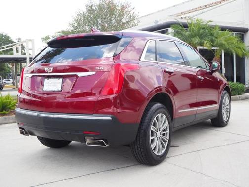 2017 Cadillac XT5 Luxury