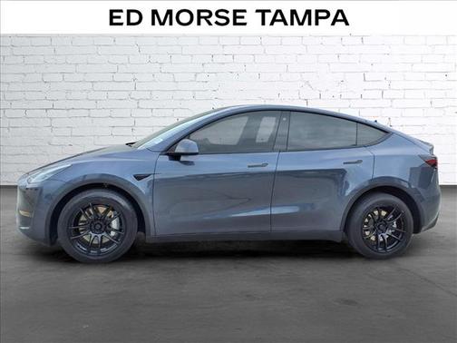 Midnight Silver Metallic 2023 Tesla Model Y Long Range Dual Motor All-Wheel Drive