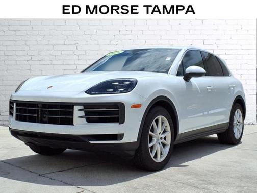 2024 Porsche Cayenne S
