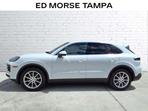 2024 Porsche Cayenne S