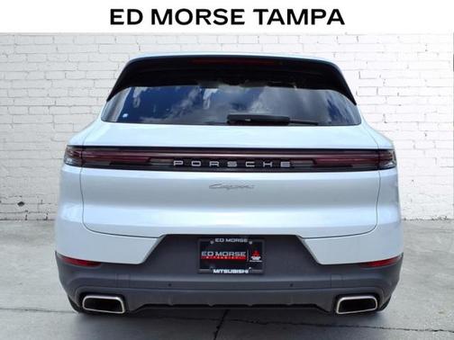 2024 Porsche Cayenne S