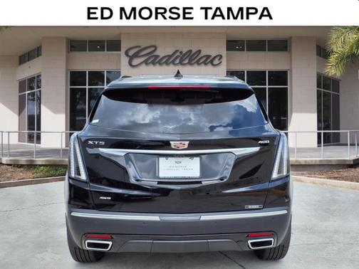 2025 Cadillac XT5 Sport