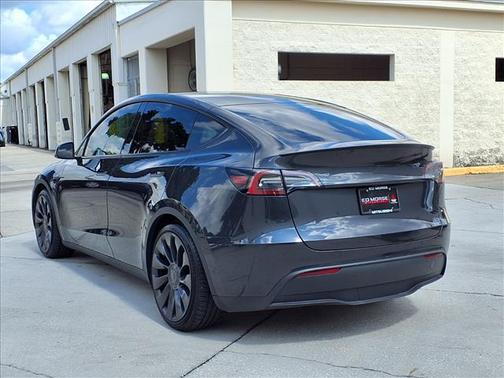2024 Tesla Model Y Performance Dual Motor All-Wheel Drive