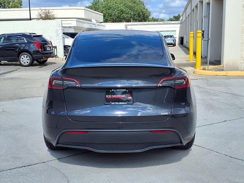 2024 Tesla Model Y Performance Dual Motor All-Wheel Drive