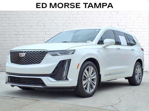 2022 Cadillac XT6 Premium Luxury FWD