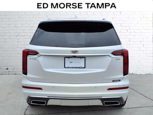 2022 Cadillac XT6 Premium Luxury FWD