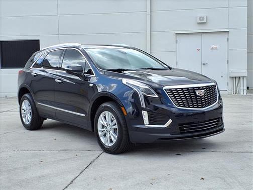 Dark Moon Blue Metallic 2022 Cadillac XT5 Luxury
