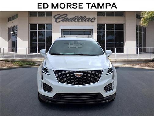 Crystal White Tricoat 2026 Cadillac XT5 Luxury