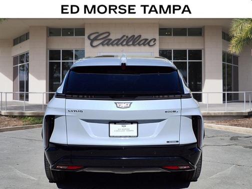 Vibrant White Tricoat 2026 Cadillac LYRIQ V