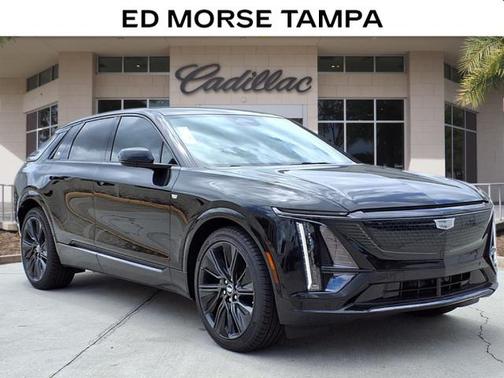 2025 Cadillac LYRIQ V