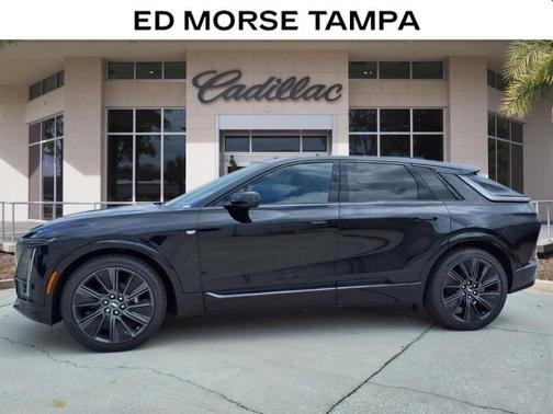 2025 Cadillac LYRIQ V