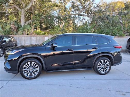 2020 Toyota Highlander Platinum