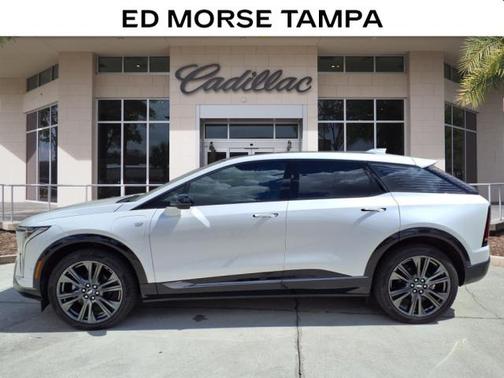 2025 Cadillac OPTIQ Sport 2 AWD