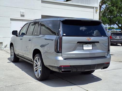 2025 Cadillac Escalade ESV Sport