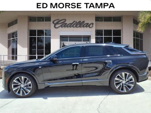 2025 Cadillac LYRIQ V