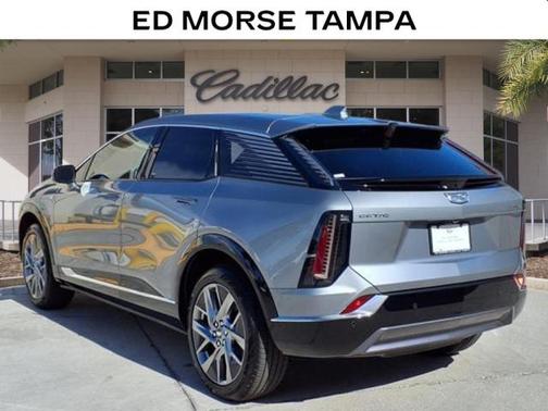 2025 Cadillac OPTIQ Luxury 1 AWD