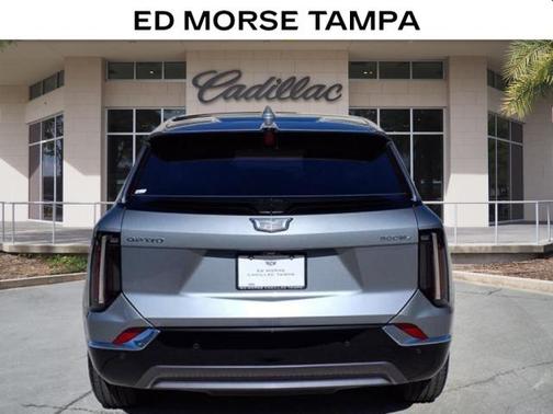 2025 Cadillac OPTIQ Luxury 1 AWD