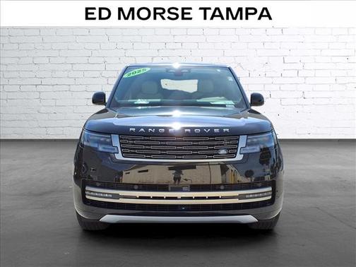 Black 2025 Land Rover Range Rover P400 SE 7 Seat