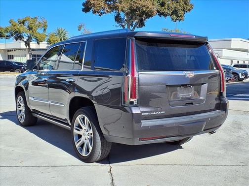 2017 Cadillac Escalade Premium Luxury