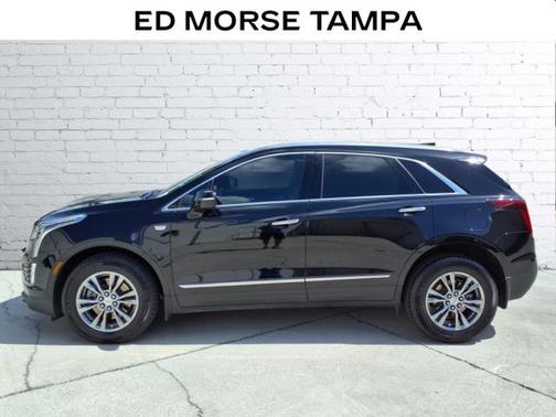 2022 Cadillac XT5 Premium Luxury