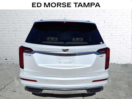 2023 Cadillac XT6 Premium Luxury FWD