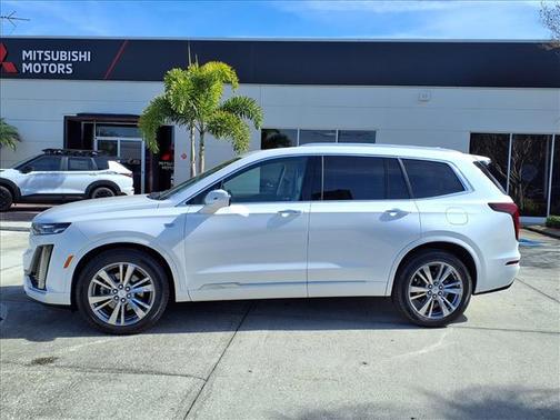 2023 Cadillac XT6 Premium Luxury FWD