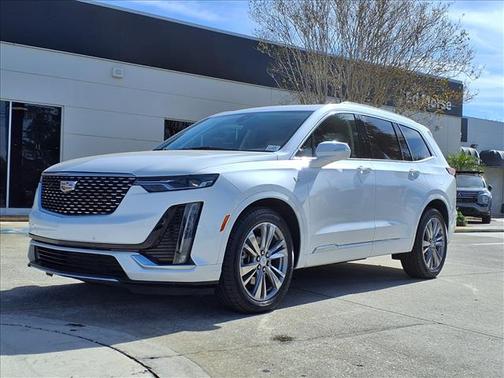 2023 Cadillac XT6 Premium Luxury FWD