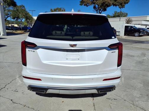 2023 Cadillac XT6 Premium Luxury FWD