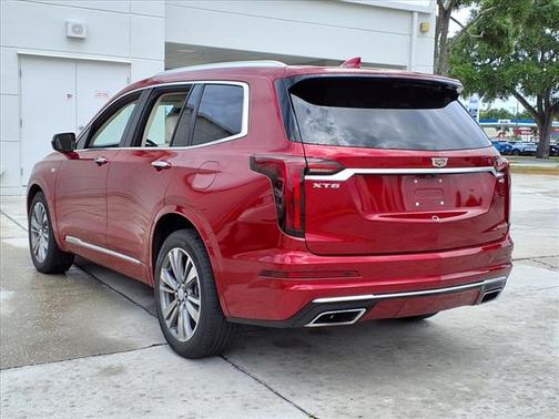 2021 Cadillac XT6 Premium Luxury FWD