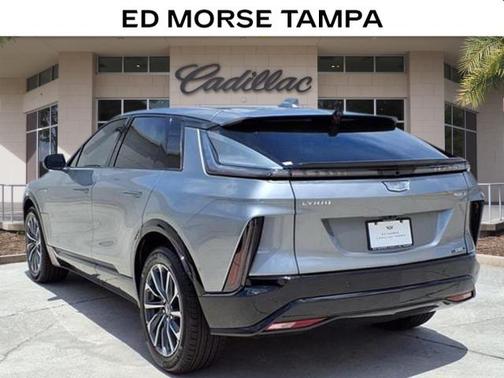 2025 Cadillac LYRIQ V