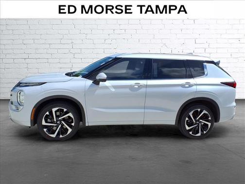 White Diamond 2022 Mitsubishi Outlander SEL Special Edition 2WD