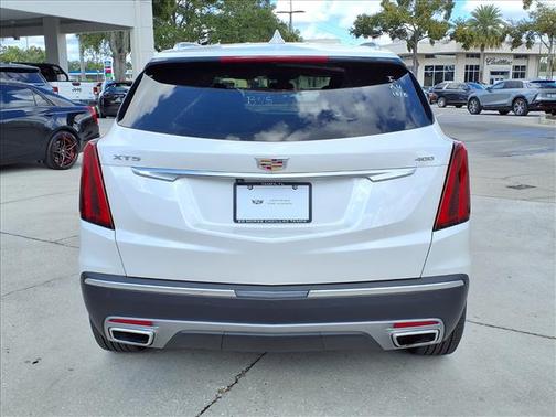 2025 Cadillac XT5 Premium Luxury