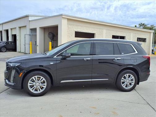 2024 Cadillac XT6 Luxury FWD