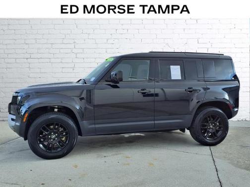 2025 Land Rover Defender 110 P300