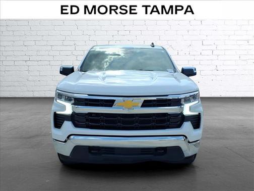 Summit White 2026 Chevrolet Silverado 1500 LT