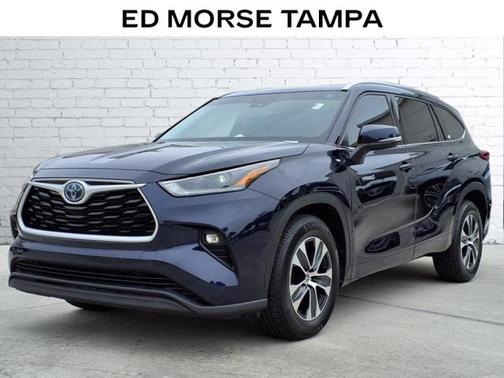 2021 Toyota Highlander Hybrid XLE
