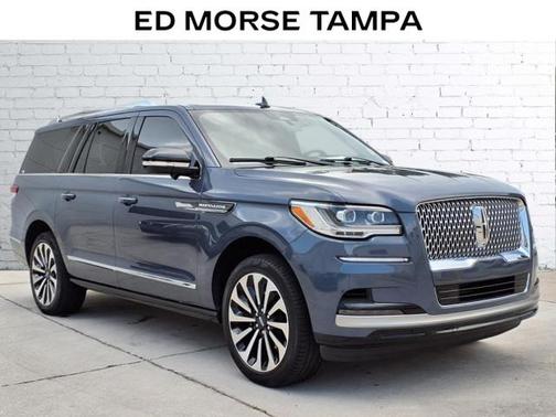 2023 Lincoln Navigator L Reserve