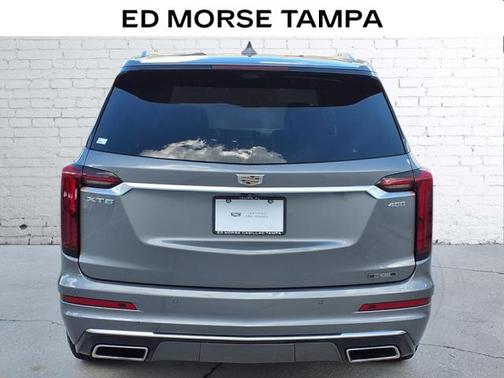 2022 Cadillac XT6 Premium Luxury FWD