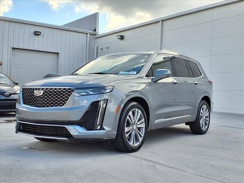 2022 Cadillac XT6 Premium Luxury FWD