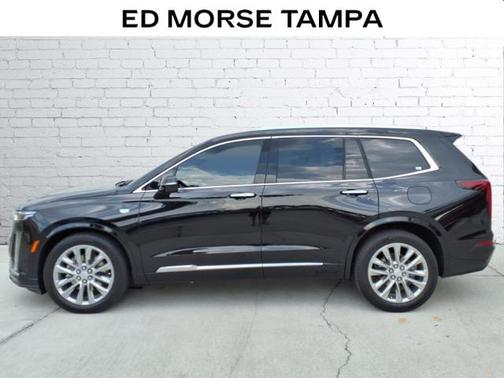 2022 Cadillac XT6 Premium Luxury FWD