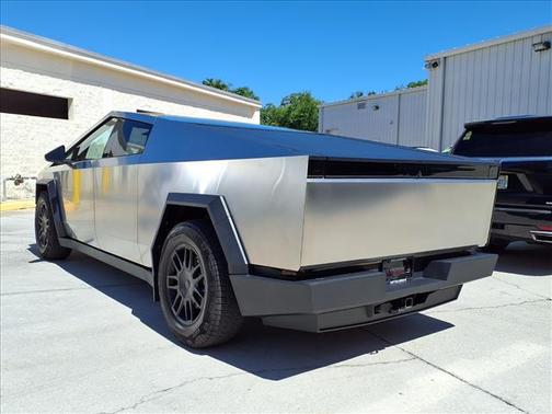 Ultra-Hard Stainless Steel 2025 Tesla Cybertruck All-Wheel Drive