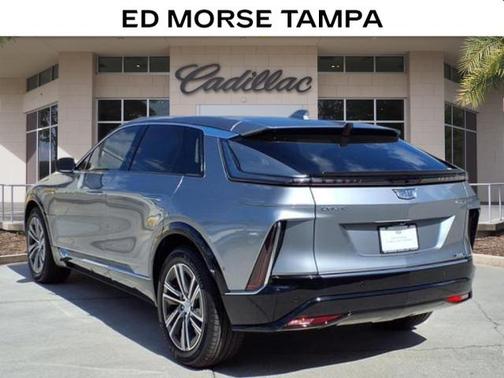 2025 Cadillac LYRIQ V